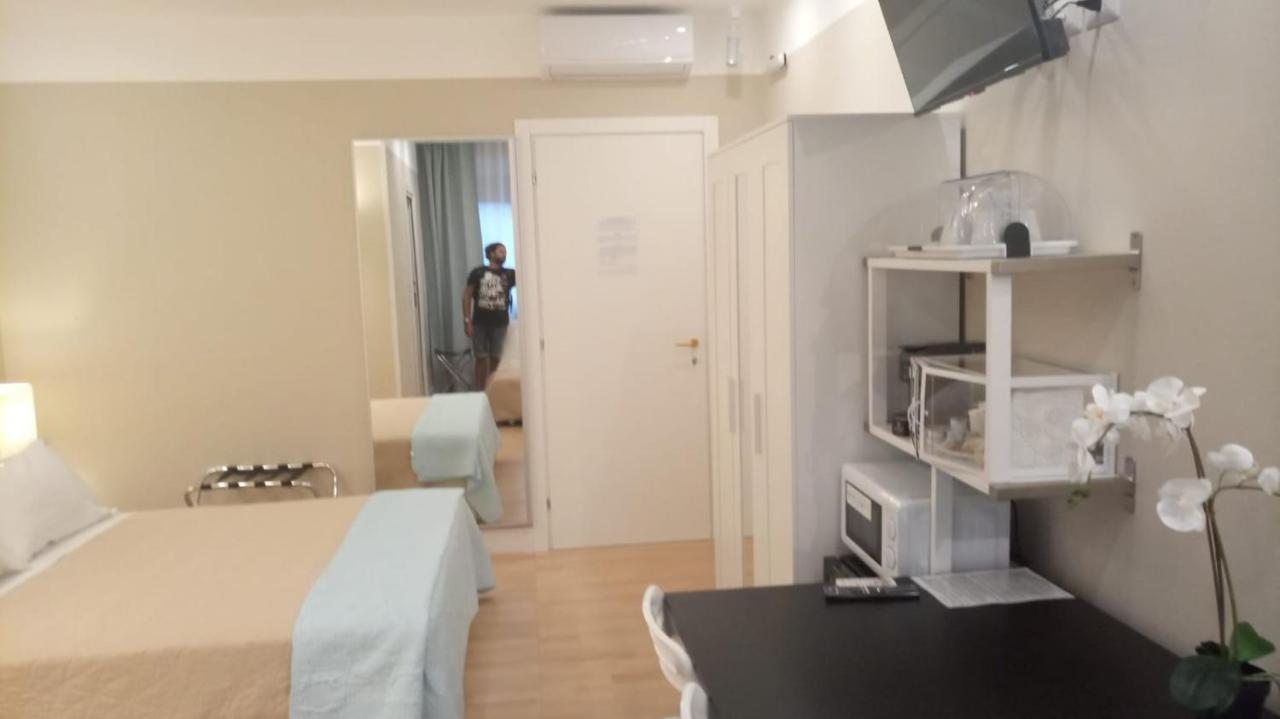Pescara Centro Luxury Suite II Deluxe Rooms Екстериор снимка