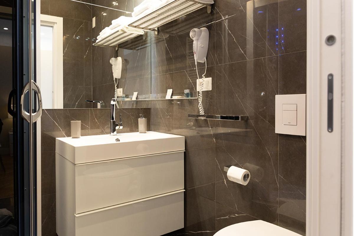 Pescara Centro Luxury Suite II Deluxe Rooms Екстериор снимка
