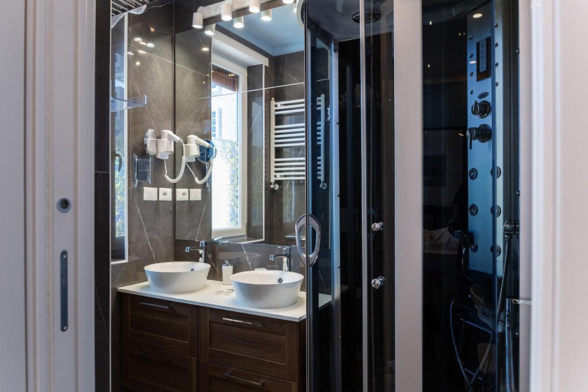 Pescara Centro Luxury Suite II Deluxe Rooms Екстериор снимка